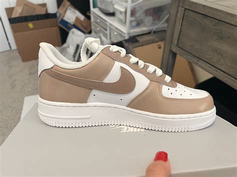 nike air force 1 beige braun